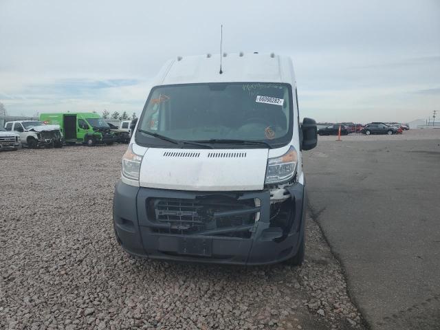 3C6TRVBG0JE124635 - 2018 RAM PROMASTER WHITE photo 9