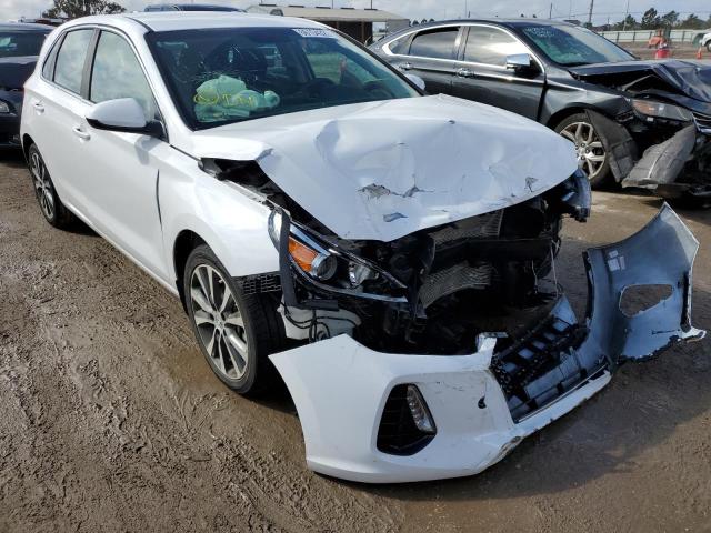 KMHH35LE7JU030519 - 2018 HYUNDAI ELANTRA GT WHITE photo 1