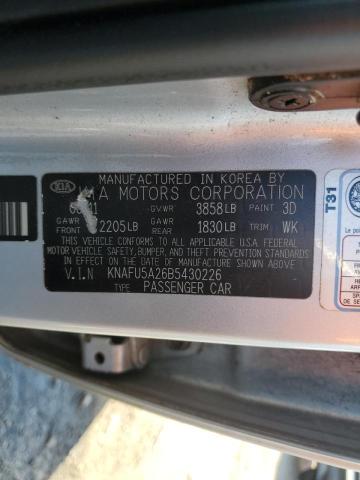 KNAFU5A26B5430226 - 2011 KIA FORTE EX SILVER photo 10