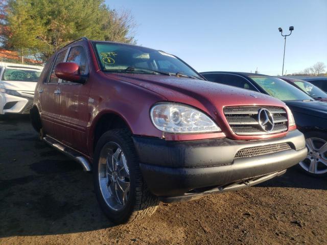 4JGAB54E21A251546 - 2001 MERCEDES-BENZ ML 320 BURGUNDY photo 1