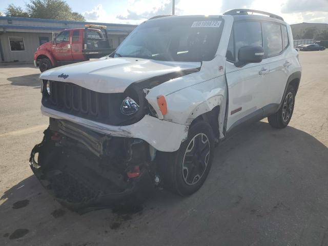 ZACCJBCT3FPB92528 - 2015 JEEP RENEGADE T WHITE photo 2