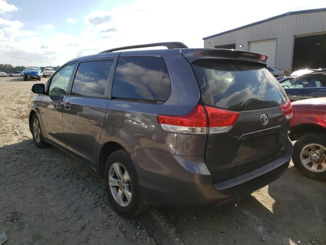 5TDKK3DC6BS103724 - 2011 TOYOTA SIENNA LE GRAY photo 3