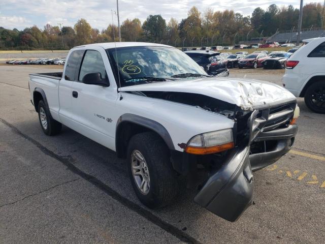 1B7GL12X02S658124 - 2002 DODGE DAKOTA BAS WHITE photo 1