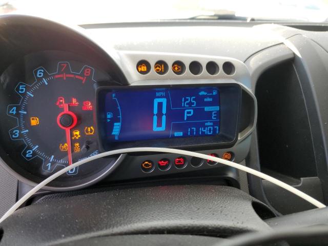 1G1JA5SG9D4133002 - 2013 CHEVROLET SONIC LS SILVER photo 8