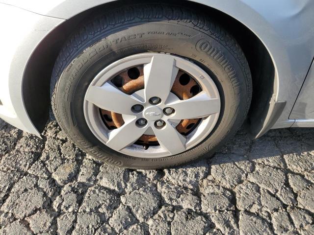 1G1JA5SG9D4133002 - 2013 CHEVROLET SONIC LS SILVER photo 9