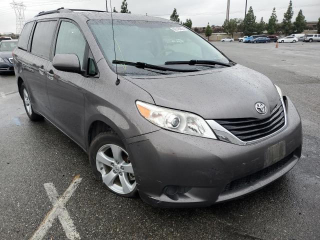 5TDKK3DC1CS192376 - 2012 TOYOTA SIENNA LE BROWN photo 1