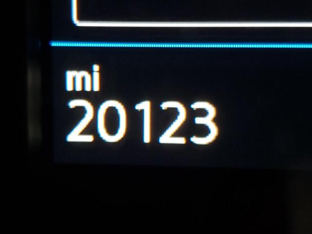 1V2ME2CA2MC200223 - 2021 VOLKSWAGEN ATLAS CROS Черный фото 8