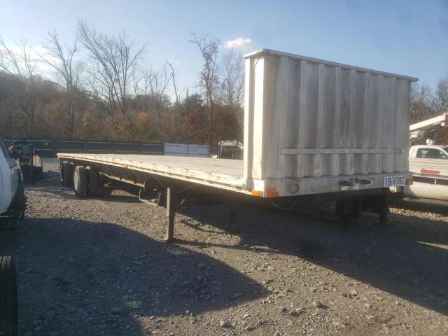 1TTF4820X12007252 - 2001 TRAO TRAILER WHITE photo 1