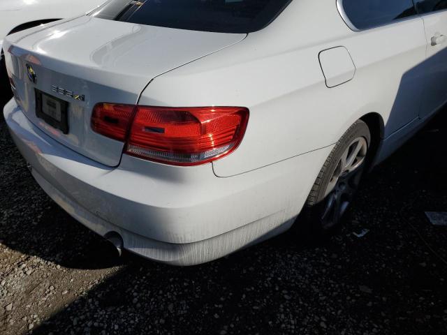 WBAWC73578E067014 - 2008 BMW 335 XI WHITE photo 9