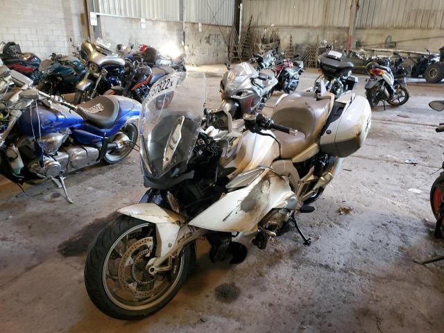 WB1061302EZZ27906 - 2014 BMW K1600 GTL SILVER photo 2