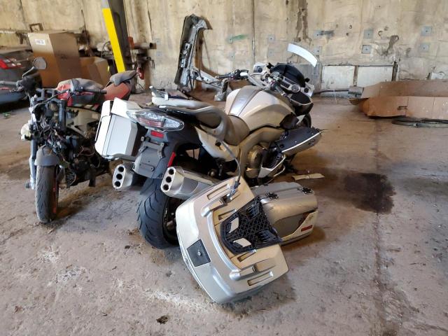 WB1061302EZZ27906 - 2014 BMW K1600 GTL SILVER photo 4