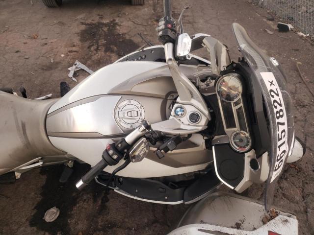 WB1061302EZZ27906 - 2014 BMW K1600 GTL SILVER photo 5