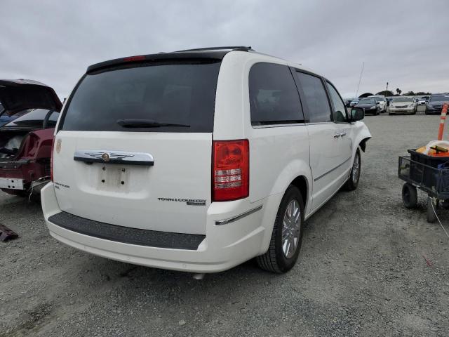 2A4RR6DX4AR133465 - 2010 CHRYSLER TOWN & COU WHITE photo 4