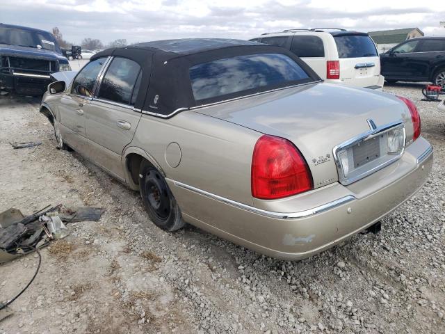 1LNHM81WX4Y644391 - 2004 LINCOLN TOWN CAR E GOLD photo 3