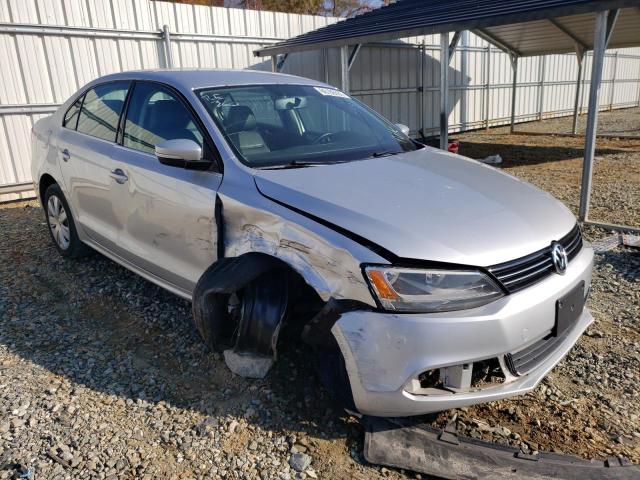 3VWDX7AJ4DM369490 - 2013 VOLKSWAGEN JETTA SE SILVER photo 9