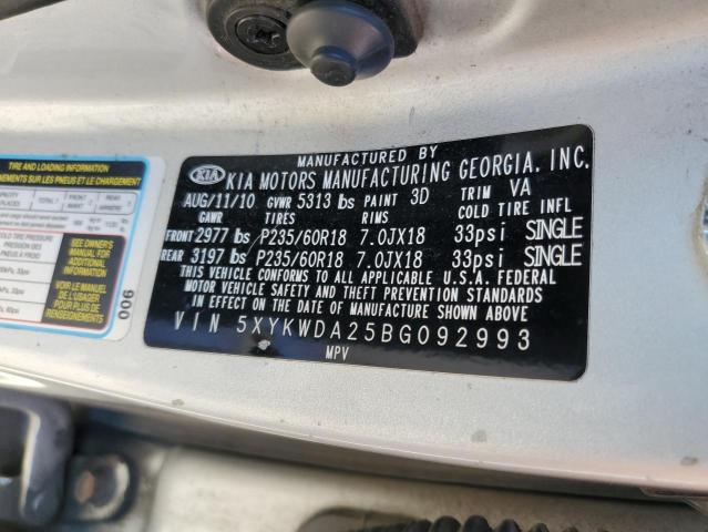 5XYKWDA25BG092993 - 2011 KIA SORENTO SX GRAY photo 10