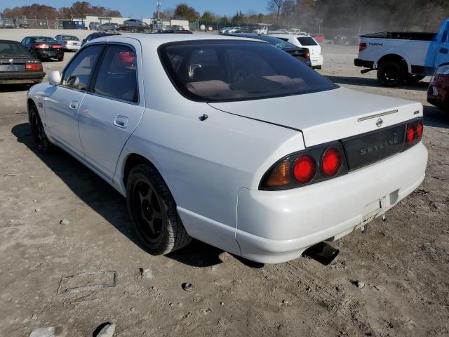 HR33018621 - 1994 NISSAN SKYLINE WHITE photo 3