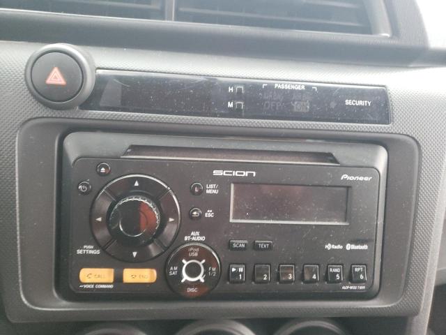 JTKJF5C71C3029804 - 2012 TOYOTA SCION TC WHITE photo 9