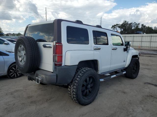 5GTDN13E378105829 - 2007 HUMMER H3 WHITE photo 4