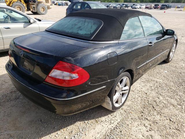 WDBTK56F87F227636 - 2007 MERCEDES-BENZ CLK 350 BLACK photo 4