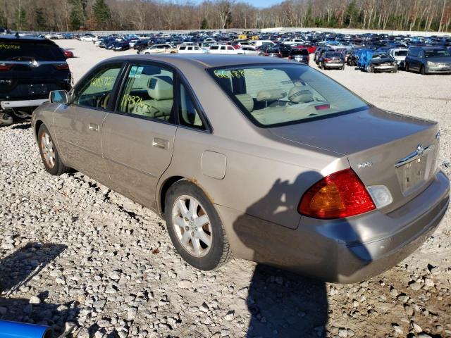 4T1BF28BXYU029255 - 2000 TOYOTA AVALON TAN photo 3