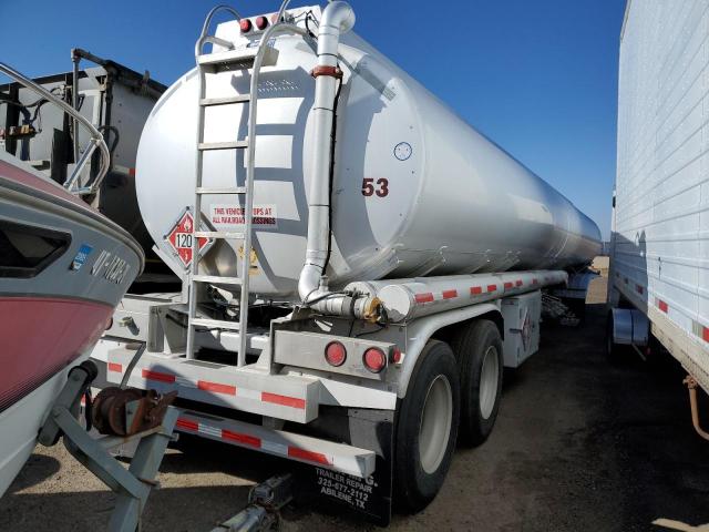 1PMA2442025003113 - 2002 POLR TANKER SILVER photo 4