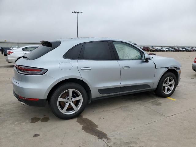 WP1AA2A56KLB05729 - 2019 PORSCHE MACAN SILVER photo 3