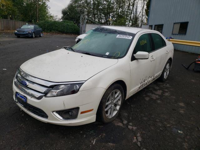 3FAHP0JA7CR265627 - 2012 FORD FUSION WHITE photo 2