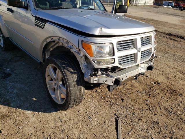 1D4PU4GK0BW582685 - 2011 DODGE NITRO HEAT SILVER photo 9