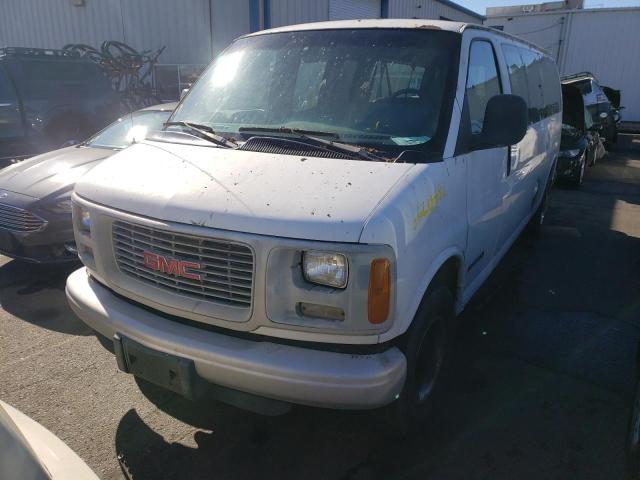 1GKHG39R6Y1238866 - 2000 GMC SAVANA G35 WHITE photo 2