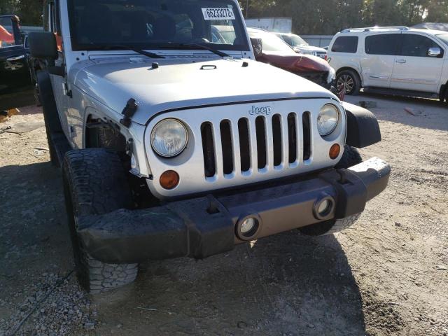 1J4AA2D10BL603316 - 2011 JEEP WRANGLER S SILVER photo 9