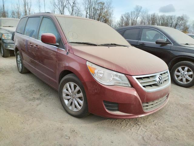 2C4RVABG0CR393713 - 2012 VOLKSWAGEN ROUTAN SE RED photo 1