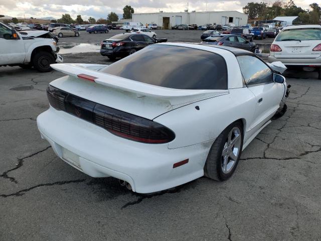 2G2FV22P5T2220971 - 1996 PONTIAC FIREBIRD F WHITE photo 4