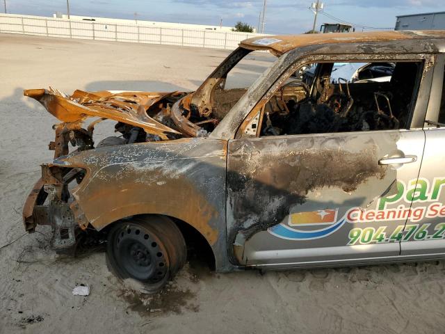 JTLZE4FE9B1124370 - 2011 TOYOTA SCION XB ნაცრისფერი ფოტო 10