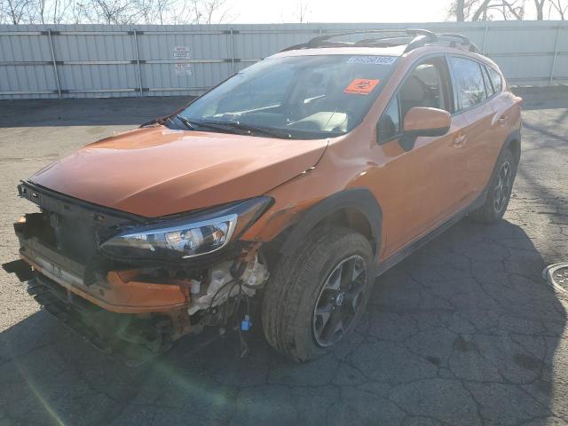 JF2GTADC7J8200992 - 2018 SUBARU CROSSTREK ORANGE photo 2