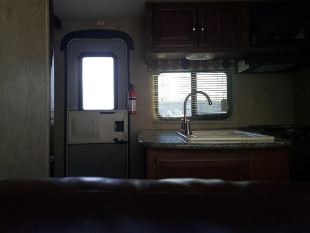 4YDT29229GT413096 - 2016 KEYSTONE PASSPORT TAN photo 5