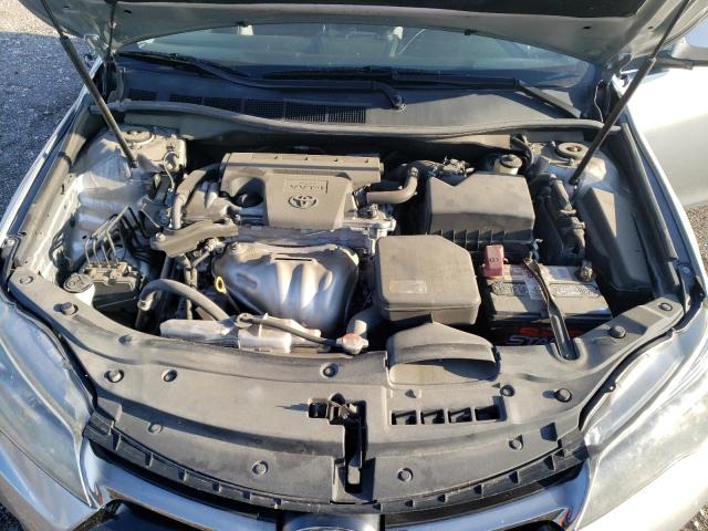 4T1BF1FK1GU225449 - 2016 TOYOTA CAMRY L/LE SILVER photo 7