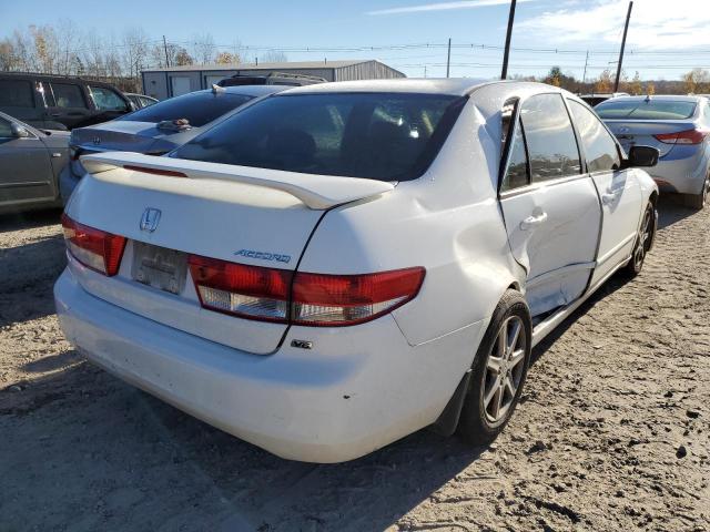 1HGCM66583A081126 - 2003 HONDA ACCORD WHITE photo 4