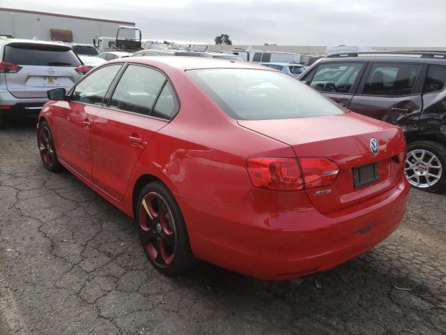 3VW2K7AJ6CM353764 - 2012 VOLKSWAGEN JETTA BASE RED photo 3
