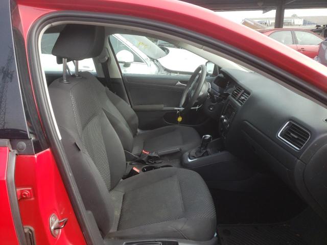 3VW2K7AJ6CM353764 - 2012 VOLKSWAGEN JETTA BASE RED photo 5