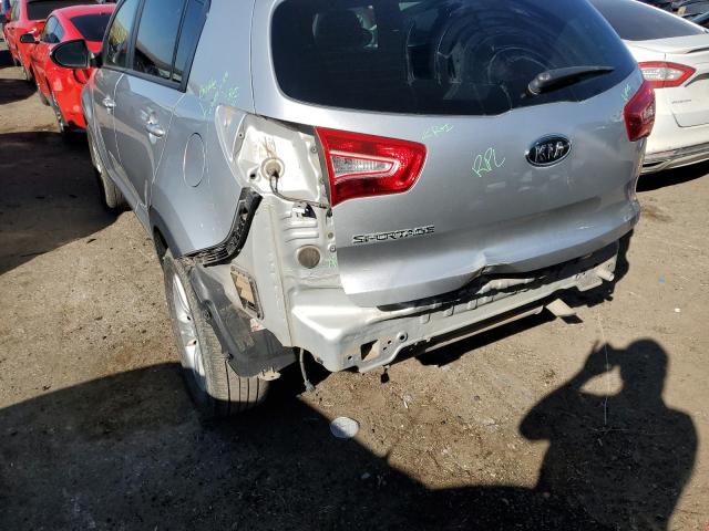 KNDPB3A23C7237975 - 2012 KIA SPORTAGE B SILVER photo 9