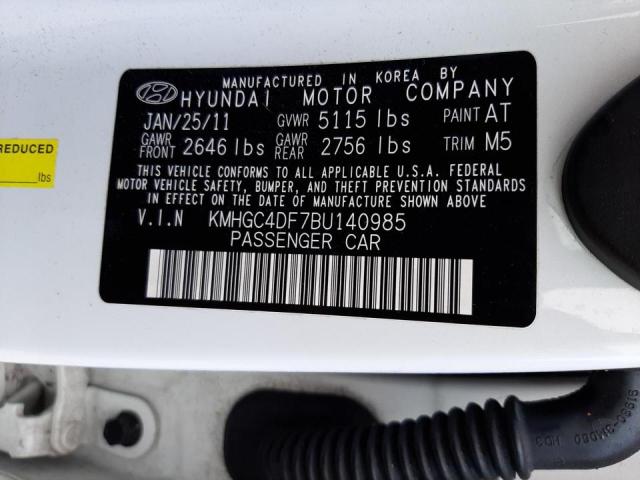 KMHGC4DF7BU140985 - 2011 HYUNDAI GENESIS 4. WHITE photo 13