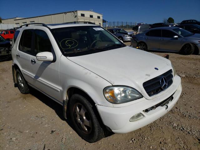 4JGAB54E52A338147 - 2002 MERCEDES-BENZ ML320 WHITE photo 1