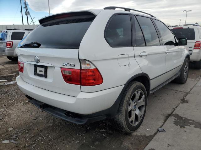 5UXFB33532LH30369 - 2002 BMW X5 4.4I WHITE photo 4