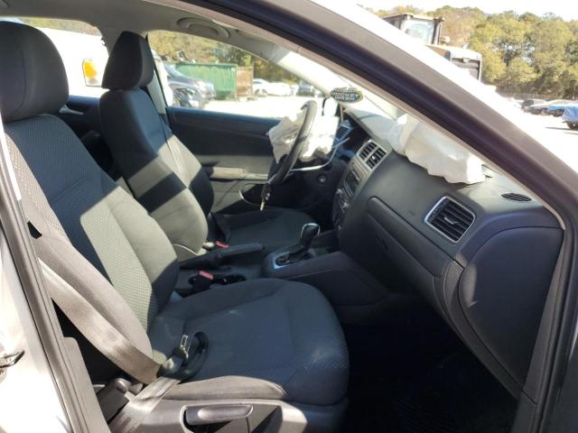 3VW2K7AJ2CM358170 - 2012 VOLKSWAGEN JETTA BASE 银色 照片 5
