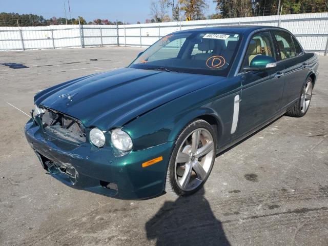 SAJWA73CX8TH26534 - 2008 JAGUAR XJR GREEN photo 2