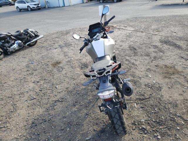 WB30G3307MRA03446 - 2021 BMW G310 GS TWO TONE photo 5