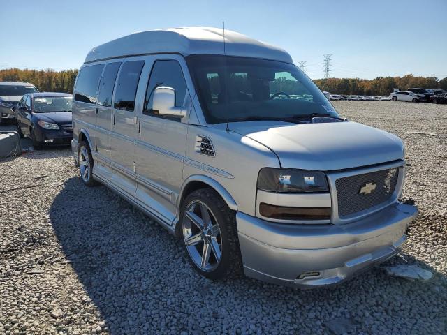 1GBFG15T441131418 - 2004 CHEVROLET EXPRESS G1 SILVER photo 1