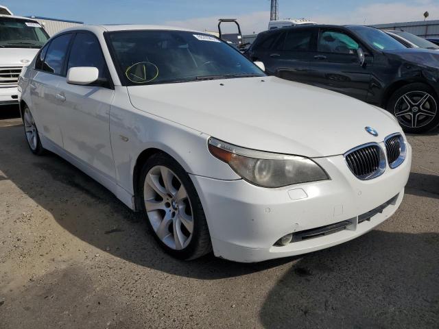 WBANB33585CN67990 - 2005 BMW 545 I WHITE photo 1