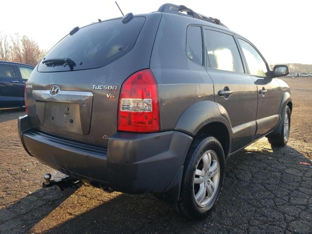 KM8JN72D58U808889 - 2008 HYUNDAI TUCSON SE GRAY photo 4